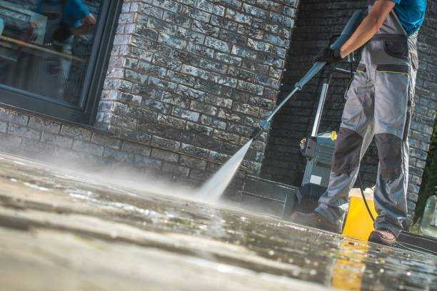 Best Gutter Cleaning  in Red Oaks Mill, NY